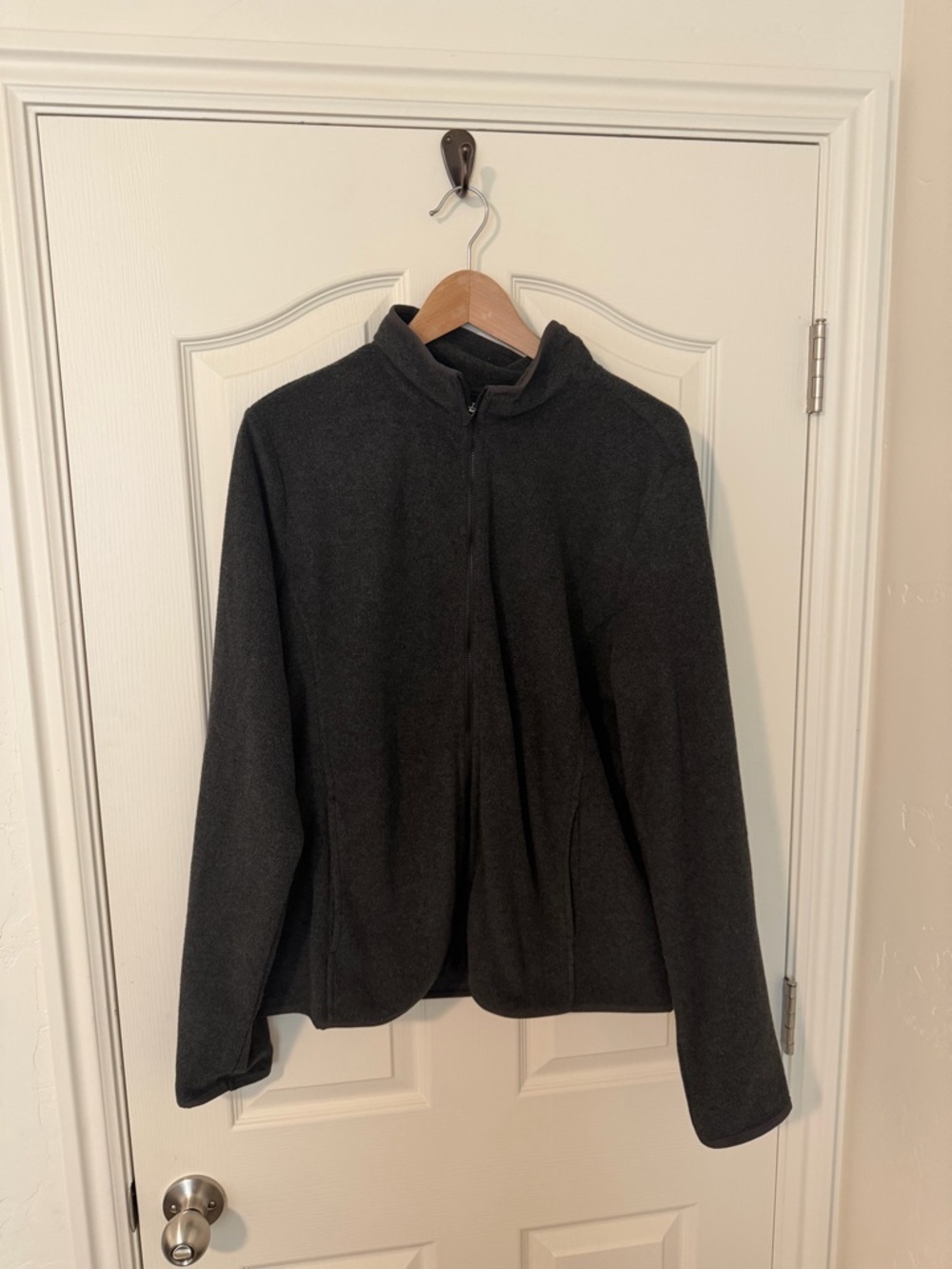 Old Navy Dark Gray Full-Zip Fleece Jacket